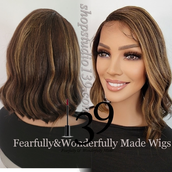 So pretty natural looking panio colors HD lace front bob wig - Picture 2 of 3